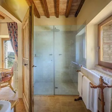 Sleeps 8 Pool Air Con Wifi Palazzo Guglielmi