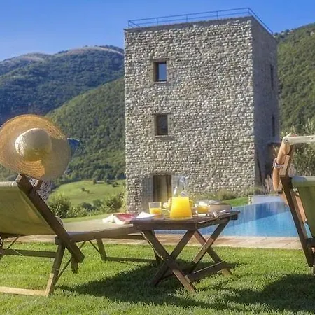 Sleeps 8 Pool Air Con Wifi Βίλα
